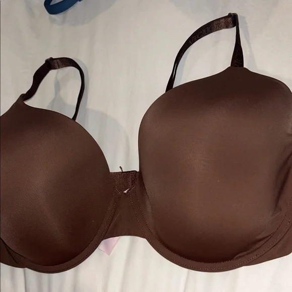 Victoria's Secret Chocolate Brown Bra t-shirt lightly lined full coverage. - Picture 3 of 6